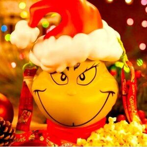 Universal Studios Christmas Holiday Dr. Seuss The Grinch Popcorn Bucket NWT